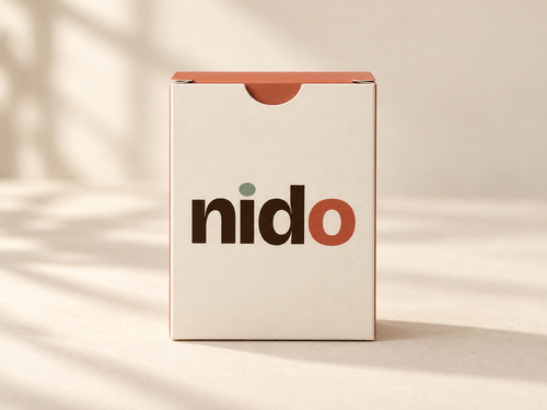 Caja del Juego de Cartas NIDO de frente